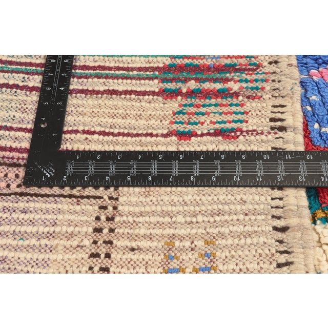 Textile Vintage Azilal Moroccan Rug, 05'03 X 07'05 For Sale - Image 7 of 10