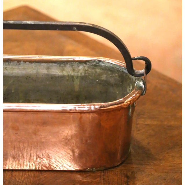Metal 19th Century French Polished Copper Poissonnière With Wrought Iron Handle For Sale - Image 7 of 9