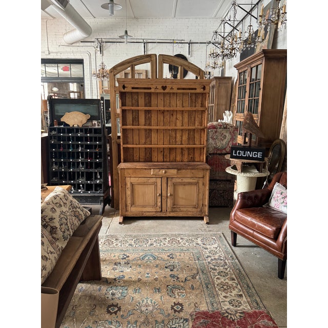 19th Century English Pine Welsh Cupboard For Sale - Image 4 of 10