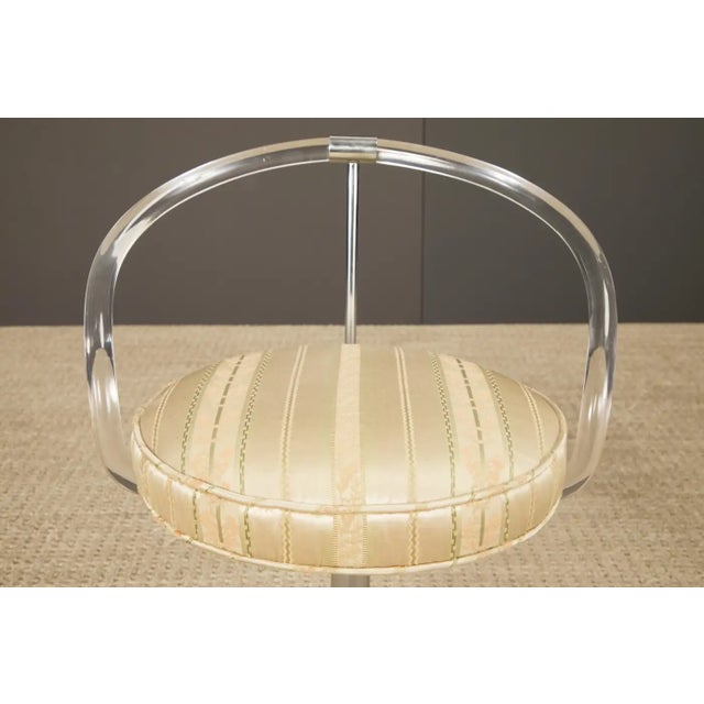 Charles Hollis Jones Lucite and Chromed Steel Vanity Swivel Stool, C 1970s For Sale In Los Angeles - Image 6 of 14