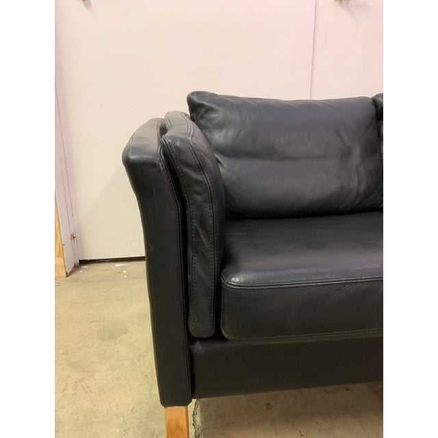 1970s Mid century Danish Modern Beautiful Black Leather Loveseat For Sale - Image 9 of 13