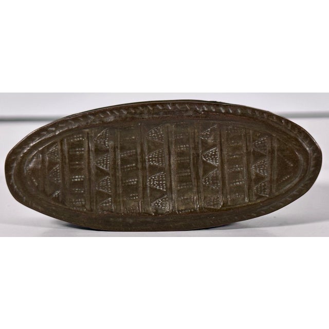 Rare & Original Antique Adamphruwa Gold Dust Box for your consideration. The box measures approx. 3 1/4 inches long, 1 3/8...