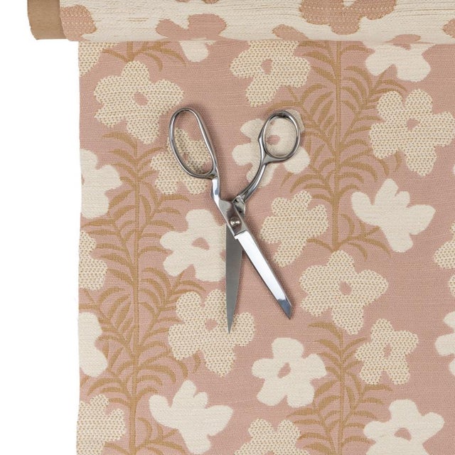 Daydreamer captures the charm of traditional block prints with a modern, mid-to-large scale floral design. Its organic...