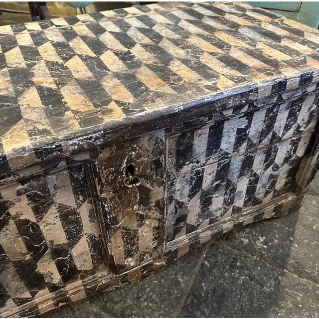 Late 19th Century Black and White Lacquered Wood Florentine Blanket Chest For Sale - Image 6 of 15