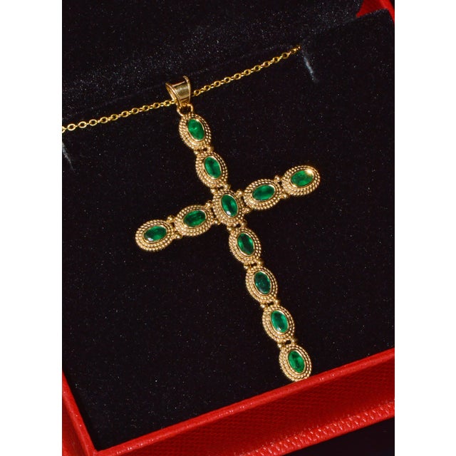 Certified Natural 2.78cts Emerald 18k 750 Solid Gold Filigree Cross Byzantine Etruscan Pendant For Sale - Image 10 of 11