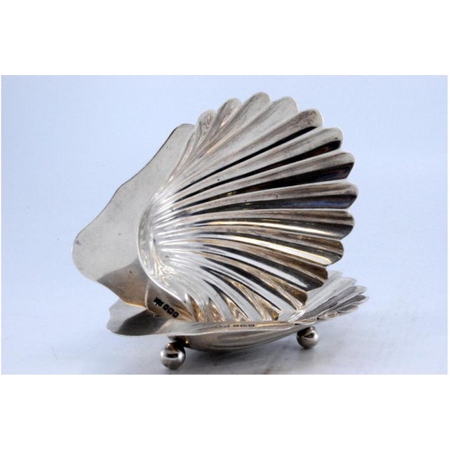 Shell-Shaped Silver Ringlets with Round Feet, Set of 2 For Sale - Image 4 of 10