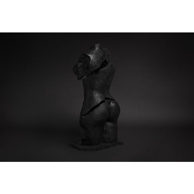 The Fragmentia Triad 04 is a three-story sculpture conformed by a bust, a torso and hips. This sculpture boasts removable...