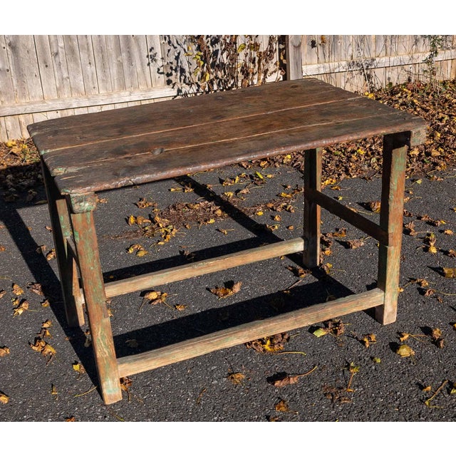 We are selling this great looking old distressed farmhouse table in green paint. This table is all about the top, the top...