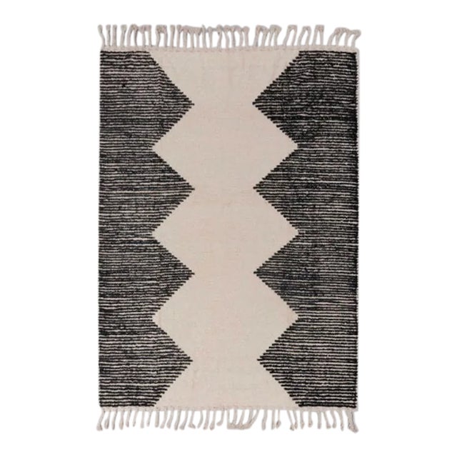 2020s Black Natural Cotton Handwoven Boho Rug 6x9Ft. For Sale