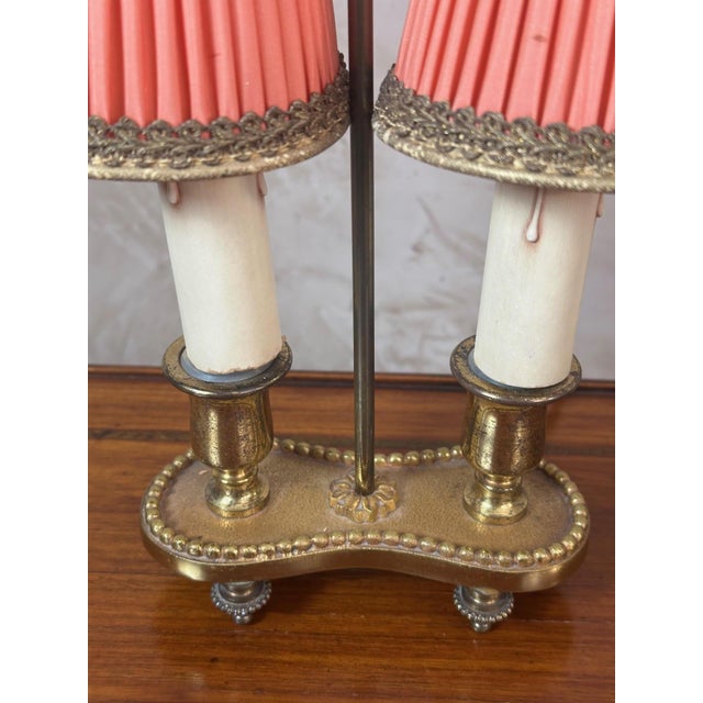 Louis Xvi Style Duo Table Lamp, 1950 For Sale - Image 4 of 8