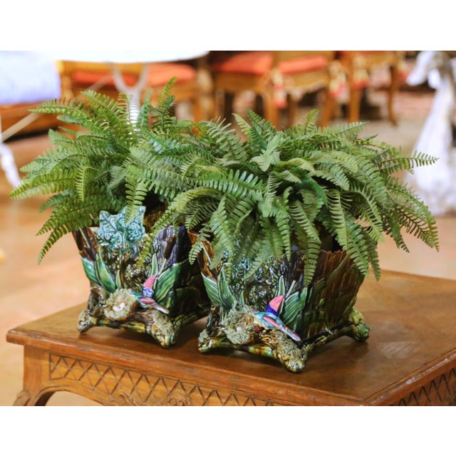 Late 19th Century Pair of 19th Century French Barbotine Majolica Jardinières With Bird and Foliage For Sale - Image 5 of 16