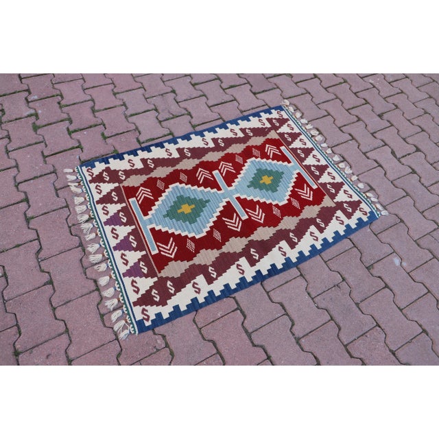 Traditional 1970s Turkish Kilim Woven With Organic Wool in Geometric Patterns For Sale - Image 3 of 10