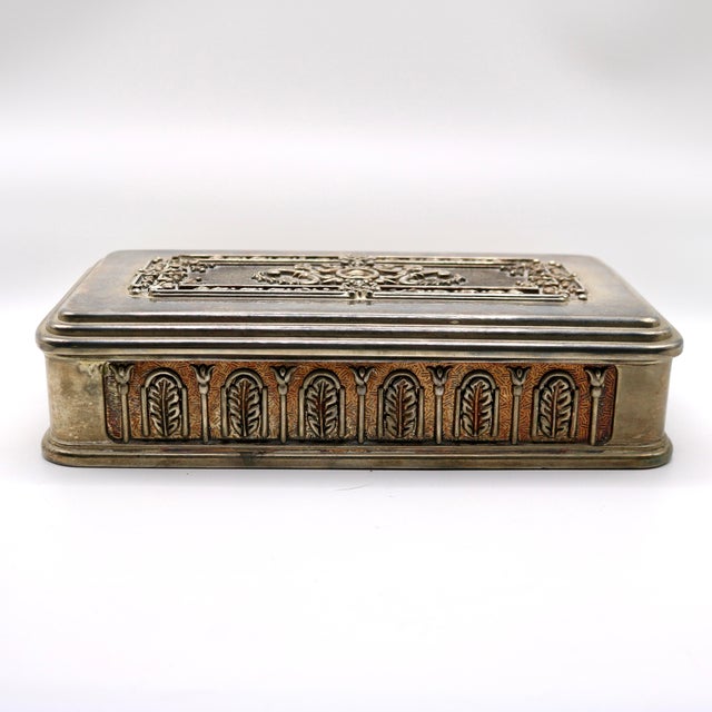 Mid-Century Italian Neoclassical Silver-Plated & Velvet Jewelry Casket For Sale In Cincinnati - Image 6 of 10