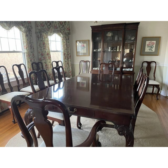 1990s Hickory White Dining Room Table and Twelve (12!) Chairs From the American Masterpiece