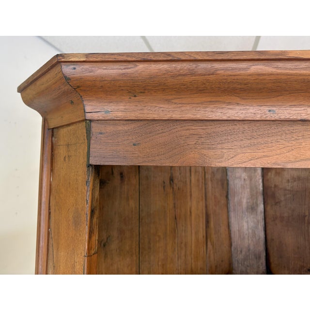 19th Century Rustic American Pine Corner Cupboard With Open Shaped Shelves Over Doors For Sale - Image 12 of 18