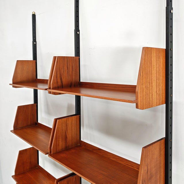 Vintage Swedish Cielo Terra Bookcase in Teak Wood, Black Metal Uprights and Brass Ends, 1950s For Sale - Image 10 of 18