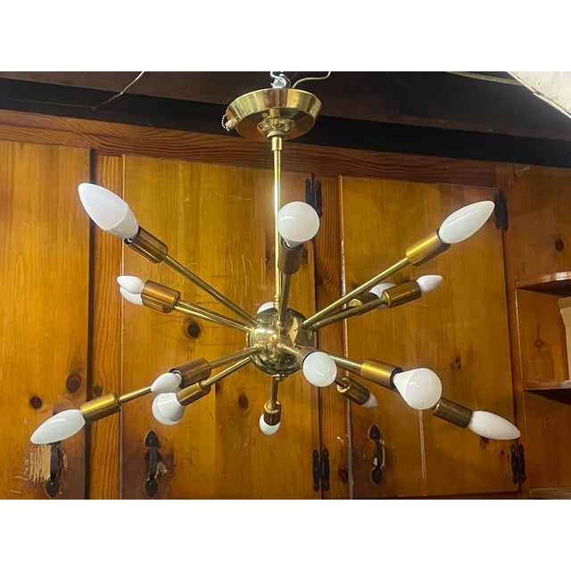 Lightolier Mid-Century Modern Atomic Age Brass Sputnik Chandelier 1950’s For Sale - Image 4 of 12