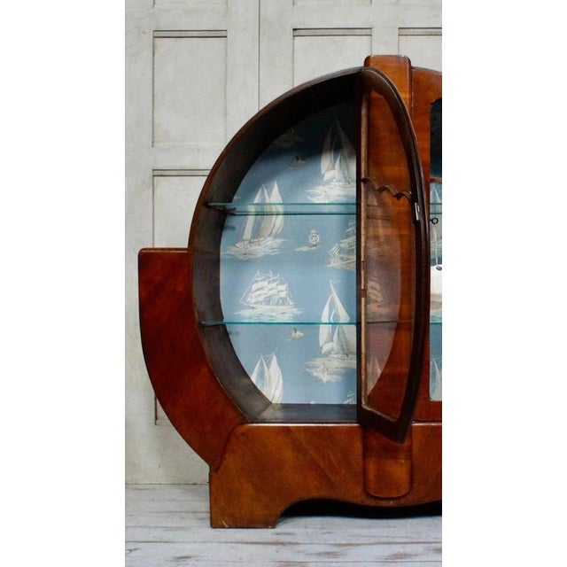 Brown Art Deco Walnut Circular Display Cabinet Vitrine, 1920 For Sale - Image 8 of 13