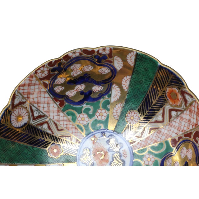 Vintage Japanese Hand-Painted Imari Three-Footed Porcelain Bowl For Sale - Image 4 of 7