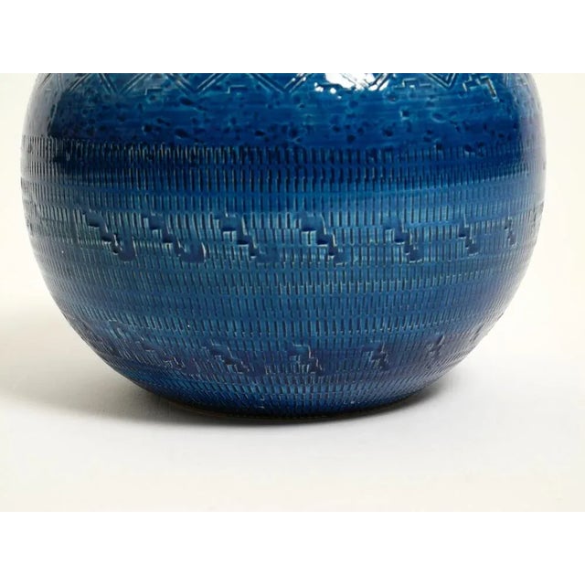 Ceramic Ceramic Rimini Blu Vase by Aldo Londi for Bitossi, Italy, 1960s For Sale - Image 7 of 16