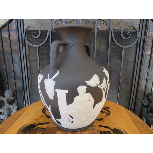 Antique Wedgwood Black Jasperware 10" Portland Vase Peleus & Thetis Phrygian Cap For Sale In Dallas - Image 6 of 18