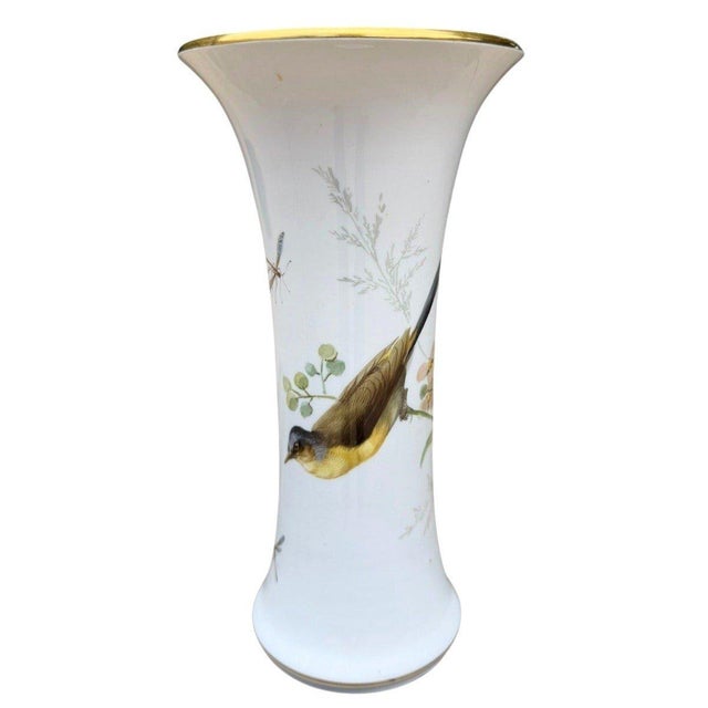 Victorian Antique Meissen c.1890-1910 Hand Painted Bird & Butterfly Porcelain Trumpet Vase For Sale - Image 3 of 17