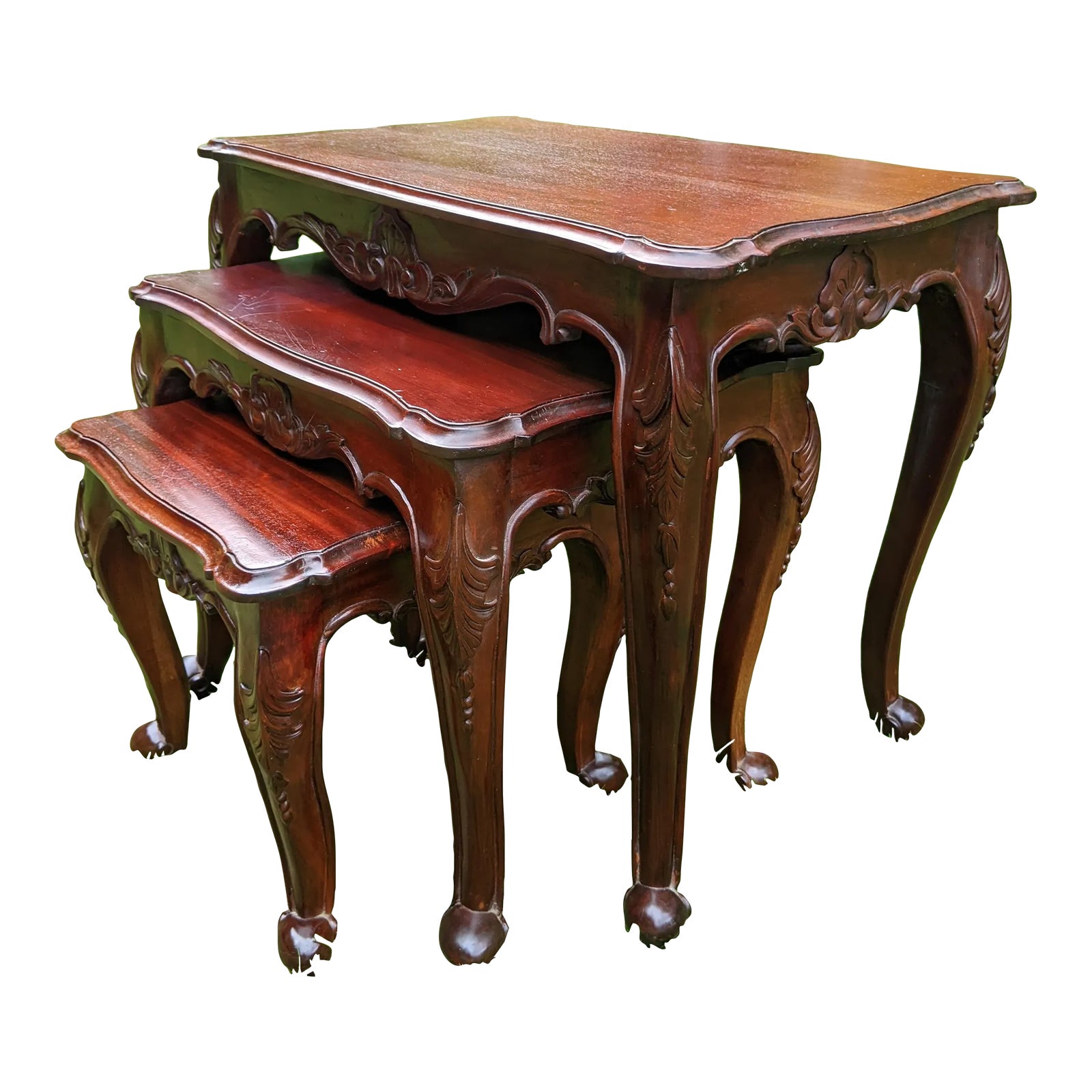 1960s Queen Anne Solid Cherry Wood Cabriolet Legs Carved Floral Swag Motif Nesting Tables Set