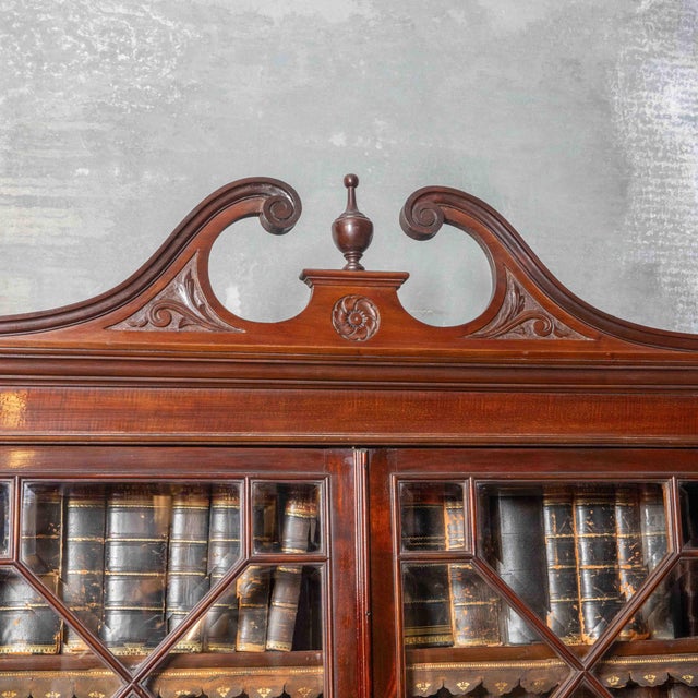 Vintage Bookcase in Mahogany For Sale - Image 4 of 8