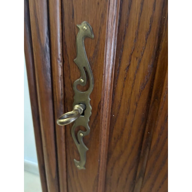 1930s Art Deco Bonnetière in Oak and Griotte Marble, 1930s For Sale - Image 5 of 9