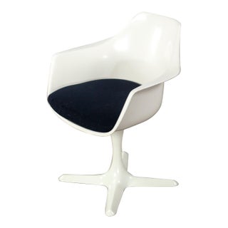 Mid-20th Century MCM Burke Tulip Armchair No 116 With White Shell Round Stationary Base & Black Cushion For Sale