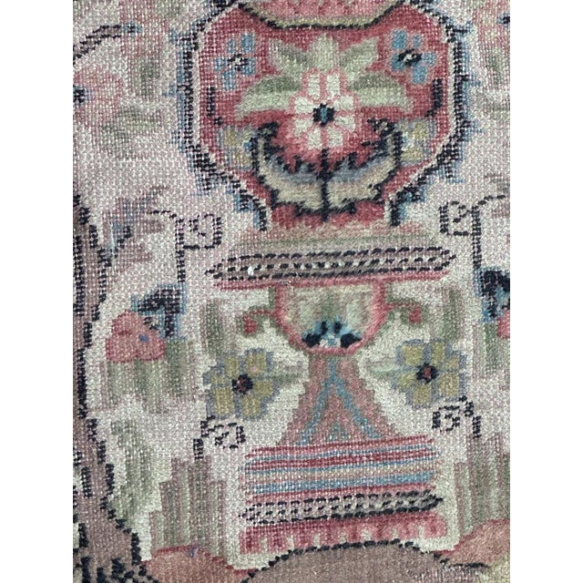 Small Vintage Silk and Wool Pakistani Rug from Bobyrugs, 1980s For Sale - Image 9 of 16