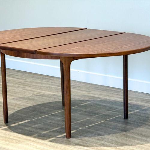 1960s Mid-Century Dunvegan Extendable Dining Table and Chairs in Teak from McIntosh, 1960s, Set of 5 For Sale - Image 5 of 18