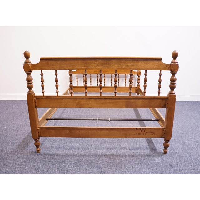 Brown Ethan Allen Heirloom Nutmeg Maple Colonial Early American Full Size Spindle Bed 10-5653 For Sale - Image 8 of 11