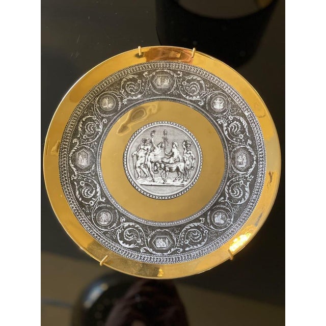 Cammei Mythological Collection Plates in Ceramic and Gold Leaf, 1960s, Set of 6 For Sale - Image 16 of 18
