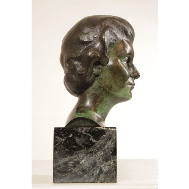 1980s Vintage 1980s Bronze Female Bust by Cathy Hopkins For Sale - Image 5 of 12