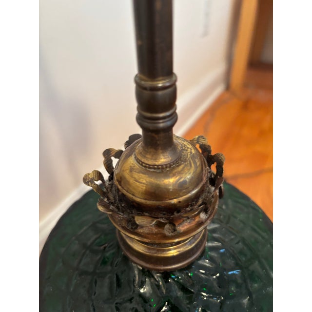 Early 20th Century Vintage Brass and Forest Green Glass Dual-Socket Banquet Lamp For Sale - Image 5 of 10