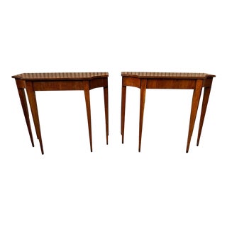 Early 20th Century Pair of Antique Federal Style Burled Wood Mahogany Inlaid Console Tables For Sale