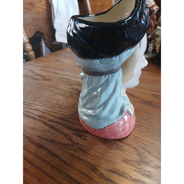 English 1970s Royal Dolton . Anne of Cleves Tableware. For Sale - Image 3 of 12