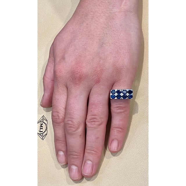 2.5 Carat Blue Sapphire and Diamond Cocktail Ring in 18 Karat White Gold Estate For Sale - Image 11 of 18