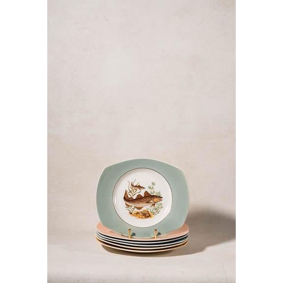 Mid-Century Modern Set of 6 Fish Plates With Colored Rims by Figgio Flint Norway (1960s) For Sale - Image 3 of 6