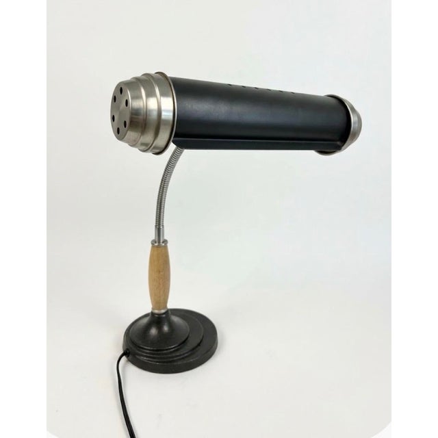 Mid-Century Modern Mid-Century Modern Gooseneck Bankers Desk Lamp With Tubular Shade & Turned Wood Accent – Machine Age / Atomic Style For Sale - Image 3 of 11