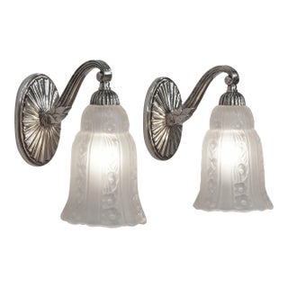 1920s French Art Deco Wall Sconces by Hettier Et Vincent & Baccarat France - A Pair For Sale