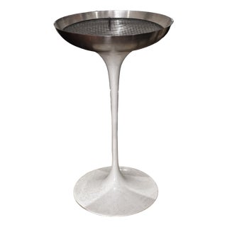Tulip Ashtray by Eero Saarinen for Knoll Inc., 1970 For Sale