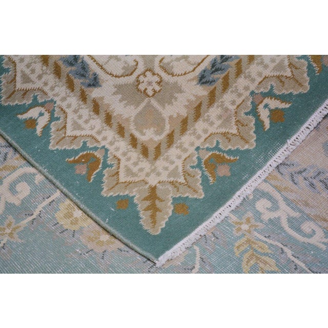 Vintage Chinese Art Deco Hand Knotted Wool Rug, 9'8x13'6 For Sale In New York - Image 6 of 6