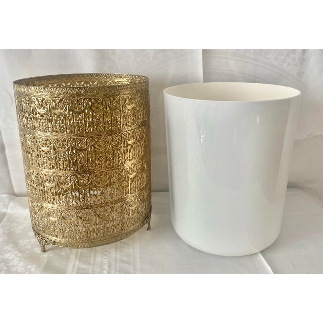 Vintage Hollywood Regency Gold Tone French Drape Filigree Wastebasket Ormolu Pierced Metal For Sale - Image 9 of 15