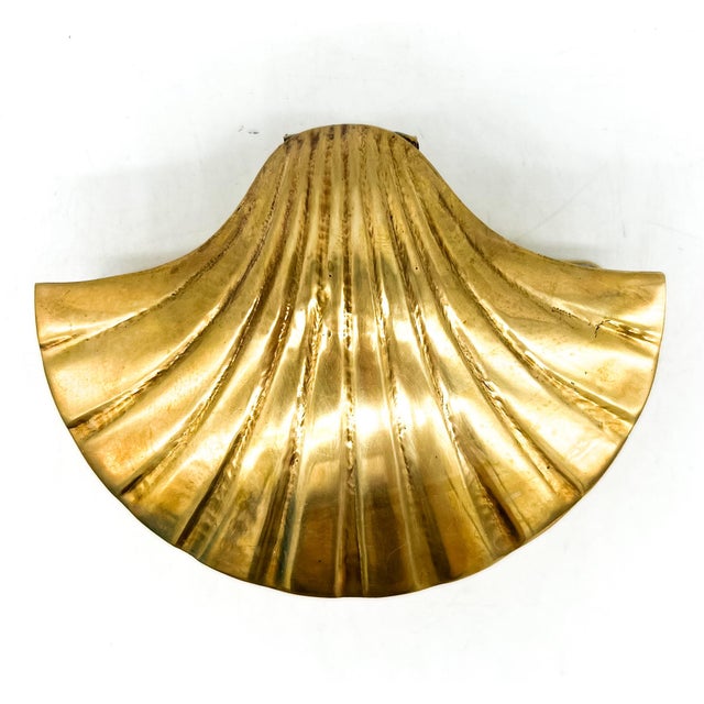 Vintage Brass Scallop Shell Hinged Box — Coastal / Hollywood Regency / Nautical For Sale - Image 11 of 11