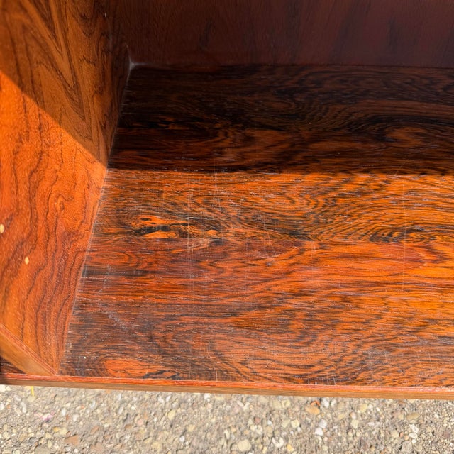 Brown 1960s Danish Modern Rosewood Bookcase With Adjustable Shelves For Sale - Image 8 of 9