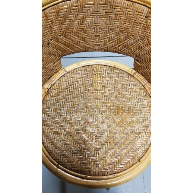 Wood Mid 20th Century Restored Rattan & Wicker Swivel Bar Stool with Iron Base, Seng of Chicago For Sale - Image 7 of 7