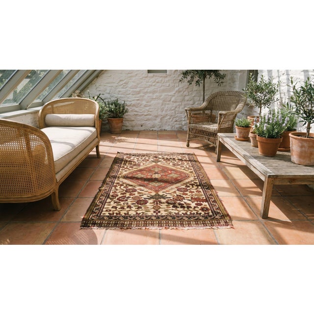 Camel 1930s Tan Camel Medallion Antique Persian Ghashgaie Rug 2'9" X 4'10" Handknotted Wool Carpet For Sale - Image 8 of 8
