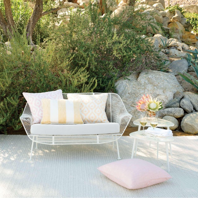 Contemporary Dash & Albert by Annie Selke Veranda Ivory Indoor/Outdoor Rug, 5' x 8' For Sale - Image 3 of 4